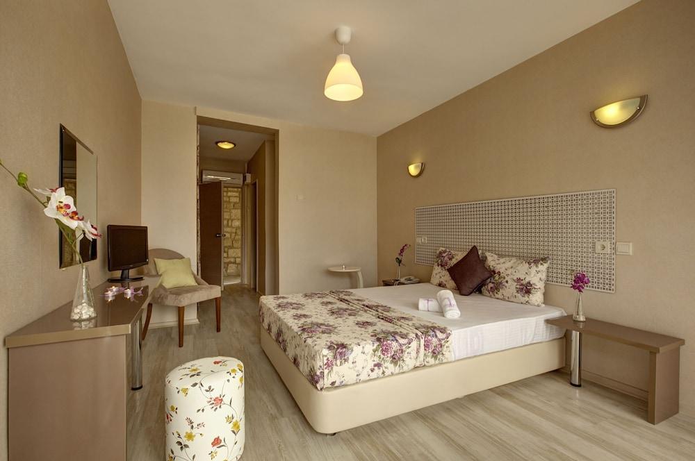 A 11 Hotel Çeşme 外观 照片